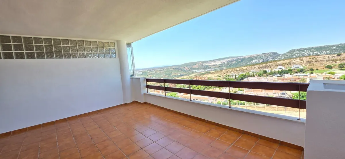 b657b036-cb4f-453c-a613-924bcce850bc