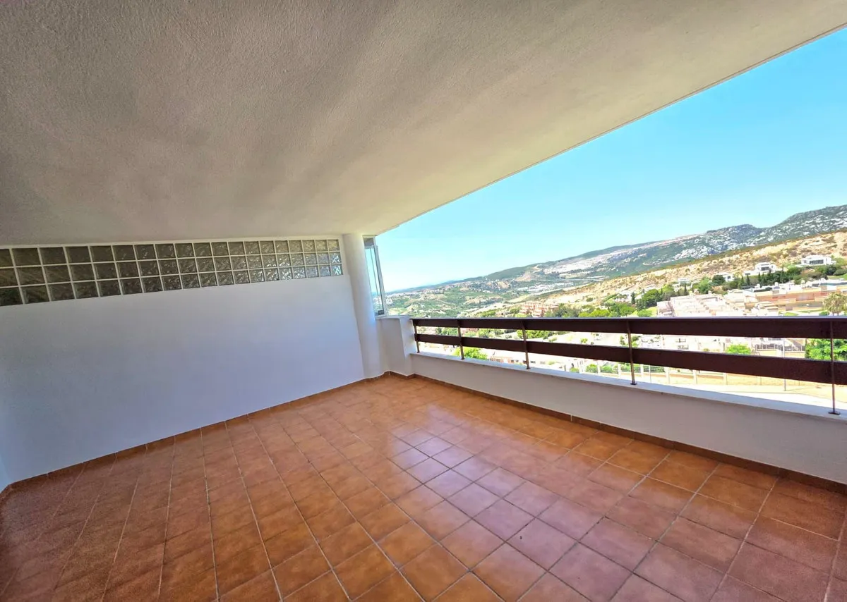 fa59f959-2df5-40f4-b106-e712ca925317