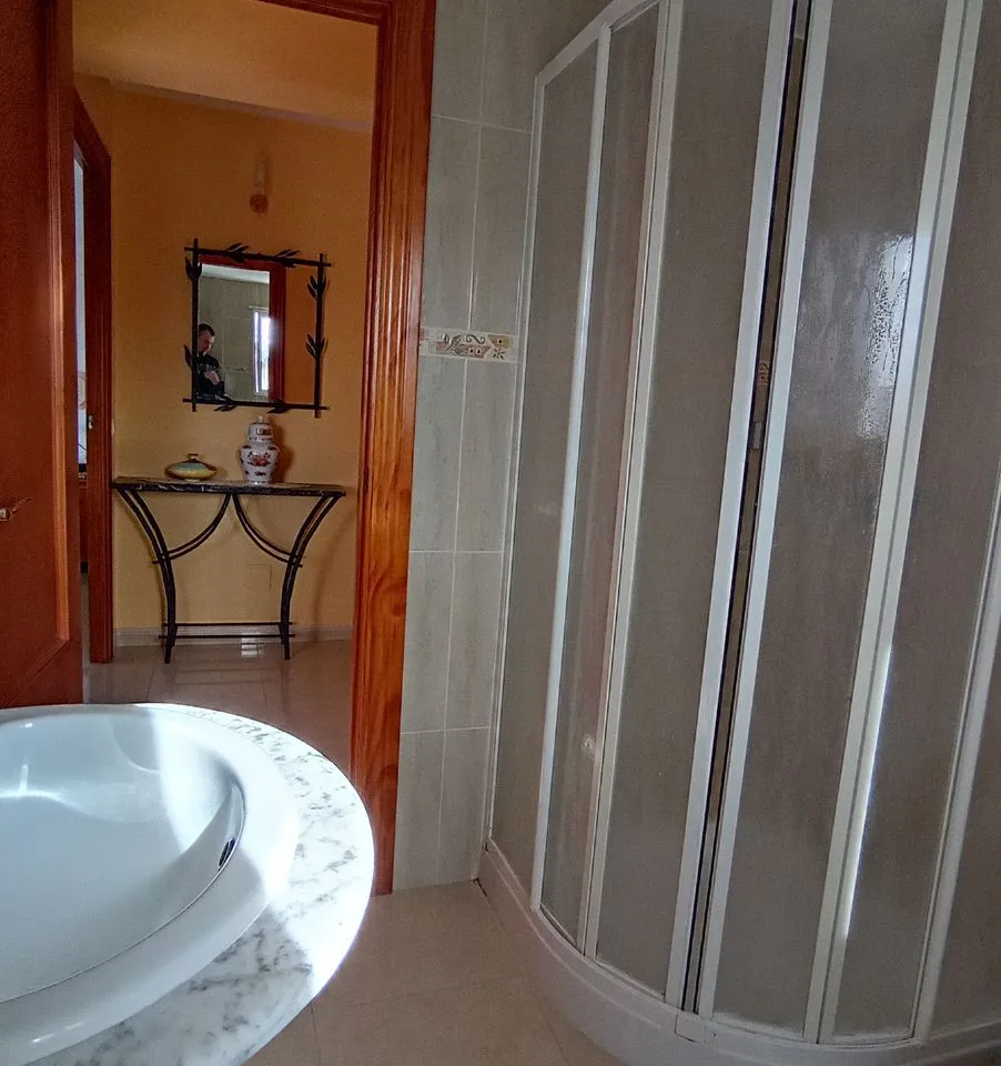 40eb6844-7c91-4fa5-a37f-f79dbdaf93e5