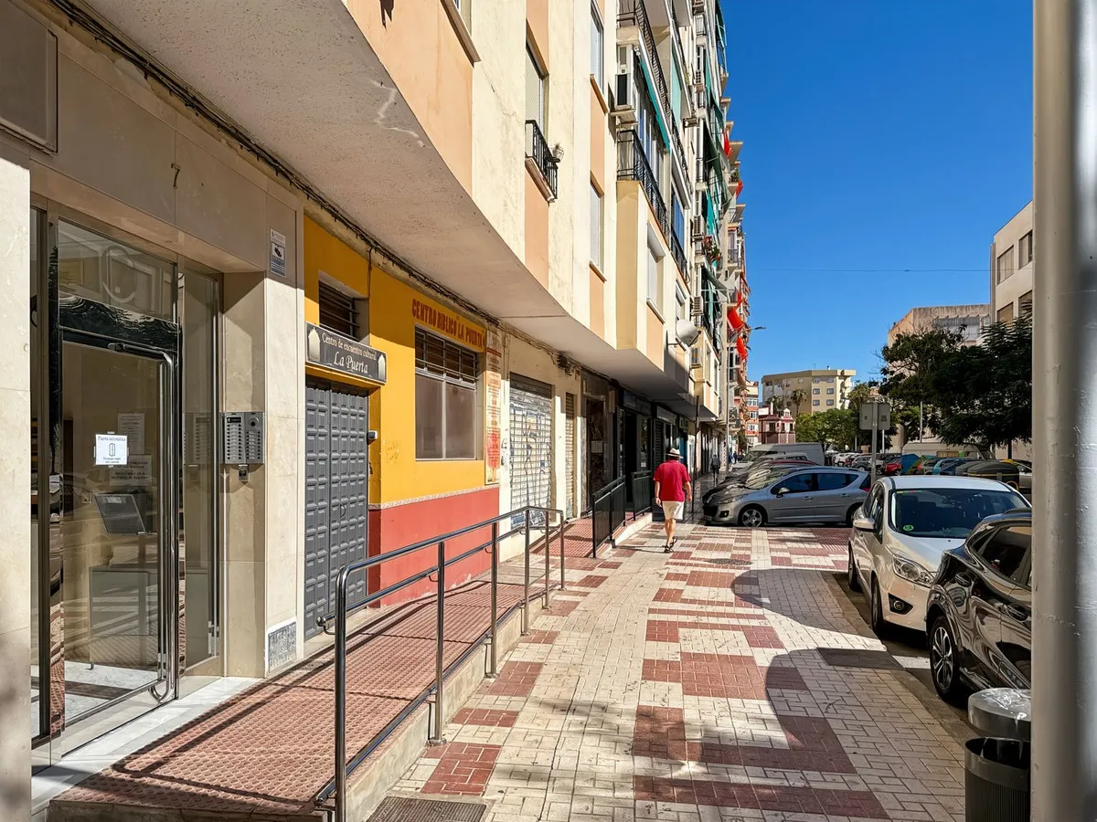 1eca6dd6-9172-43ae-b1dd-717bf572cbf4