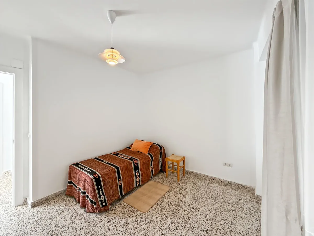 64f35ca3-93d1-4d20-8ddb-ef12cbda97f6