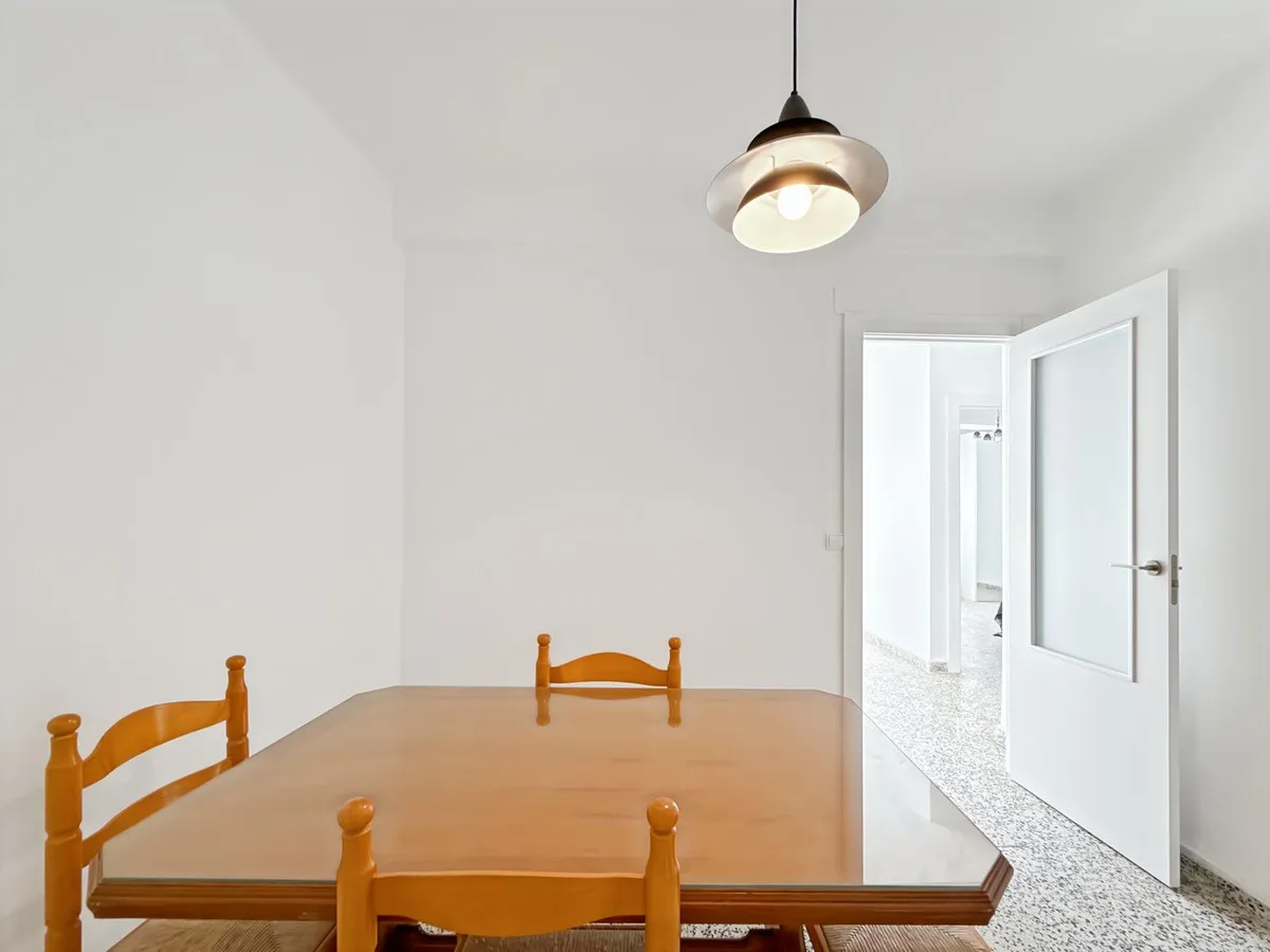 78db4975-7dd6-498e-a776-330d56b2d01f