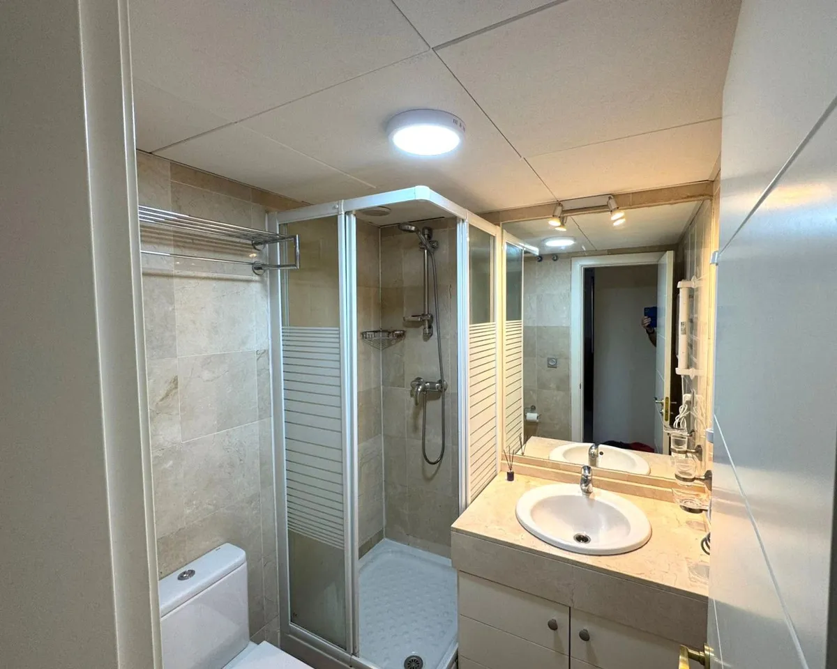 f4e715e9-9e13-4738-8e77-818d9c66c7b1