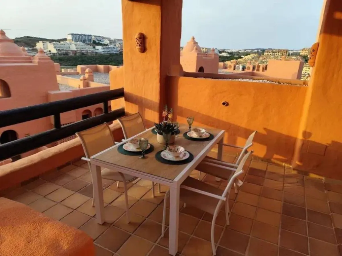 5e4b5a01-33e8-41a5-a154-71b93328015c