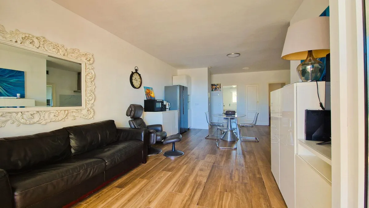 1de99a0d-8f6f-4c6c-8e9a-0a937b65af89