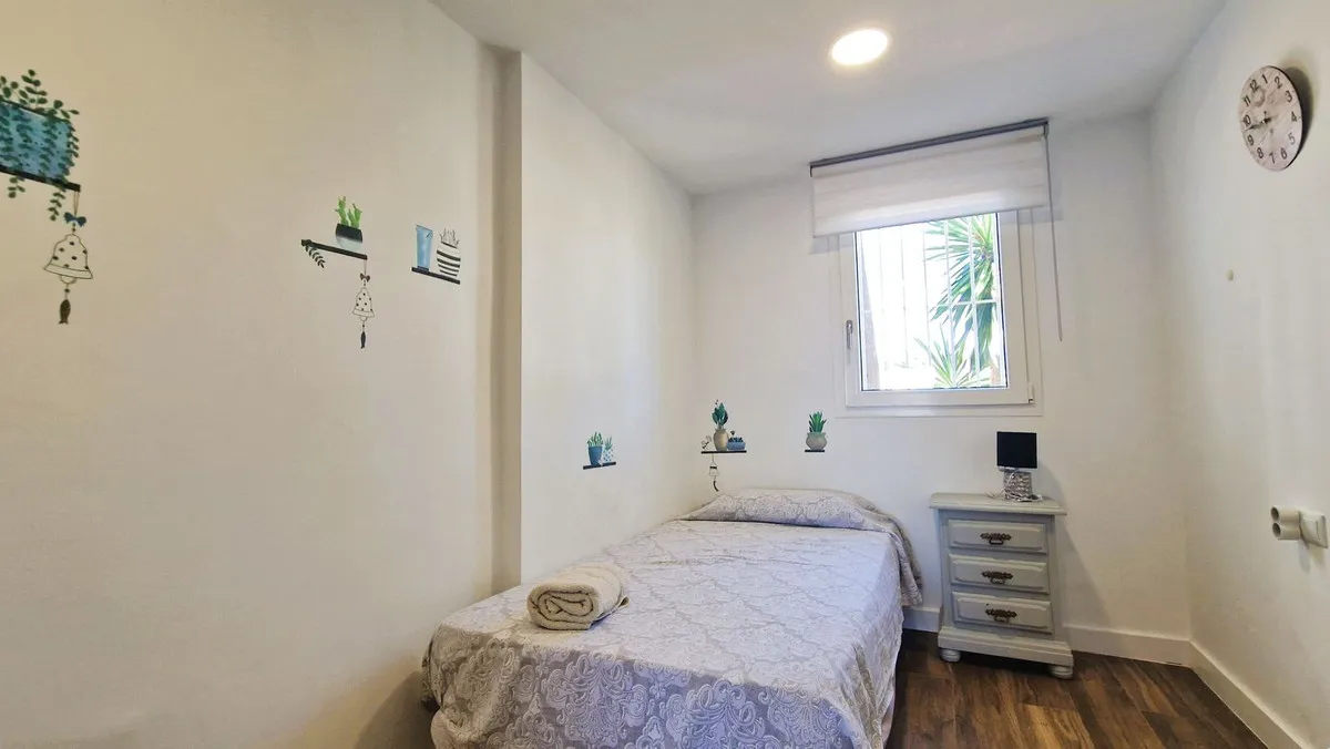 6d636fd8-eb4b-44b5-bc63-dfe535be1262