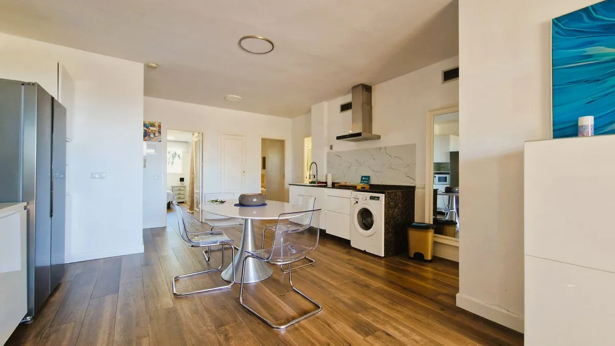 8193a547-c9b3-48bd-bdb9-0e9c9da17072