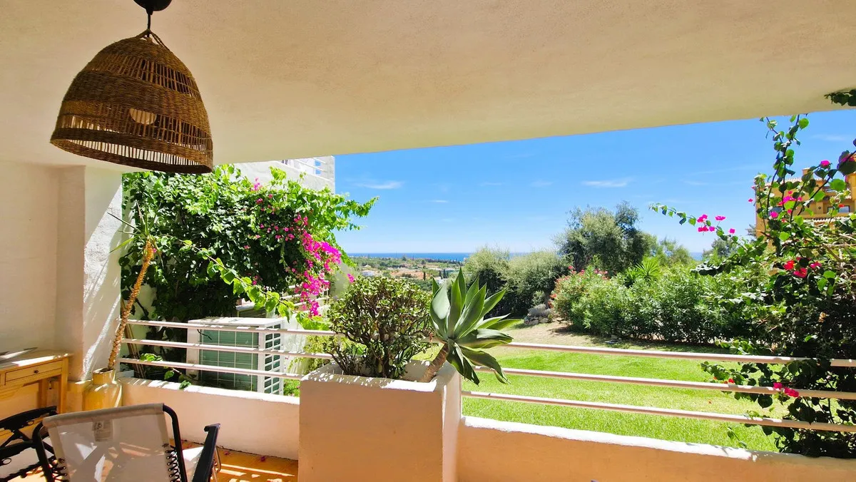 a1b378f3-2eee-48e7-8db0-95909069fabf