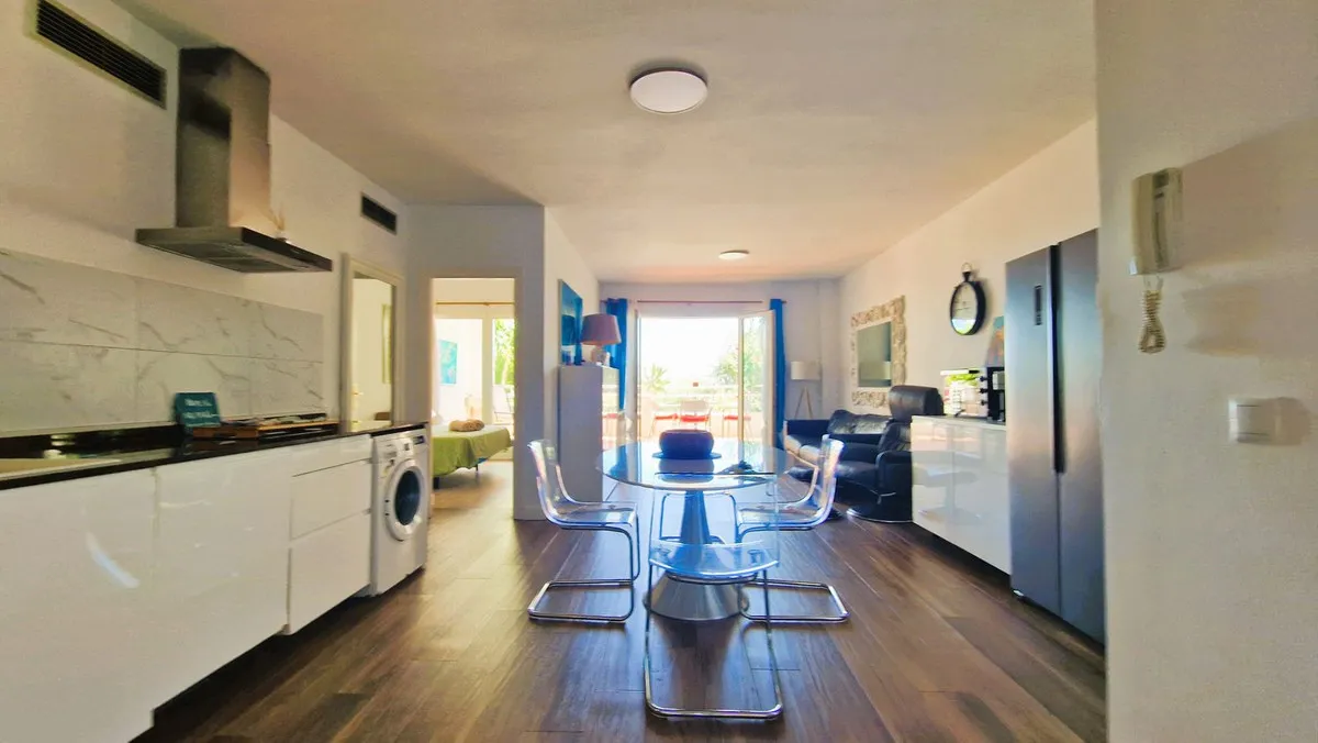 b10e7888-552a-45f2-abbf-527c94e19ab7