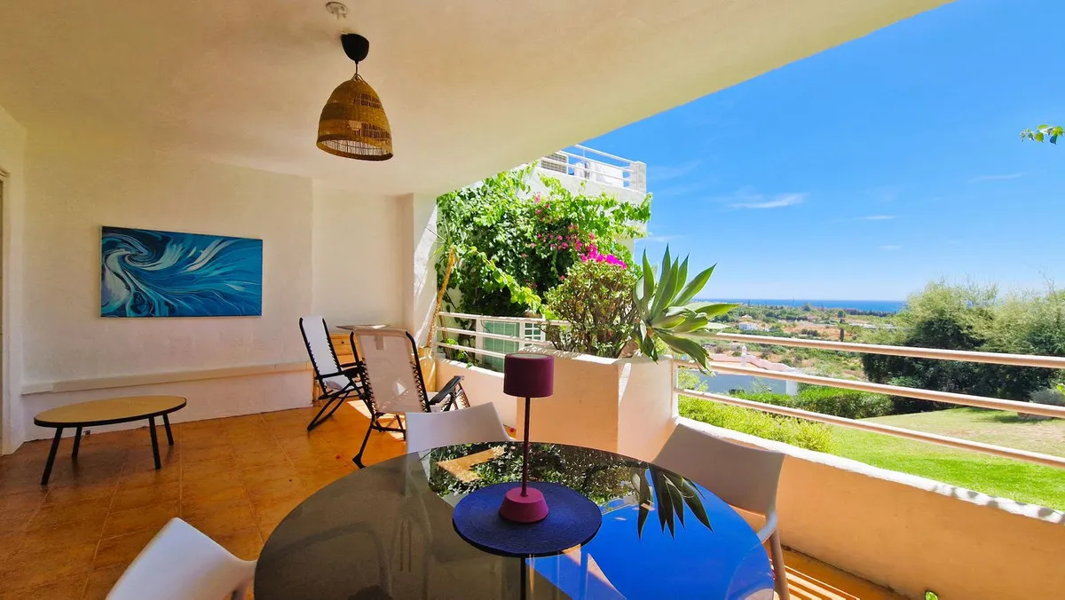 cc977e35-e146-4732-ada4-8242b1a734fe