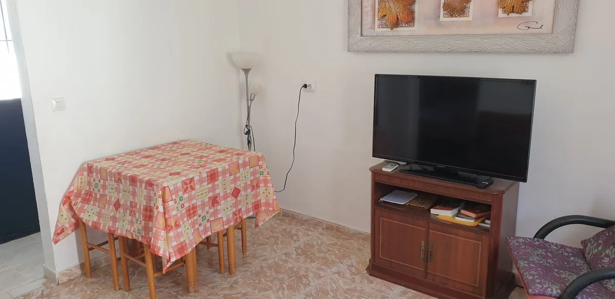 6bd76f77-1c22-457b-9990-cd9d95e0b013