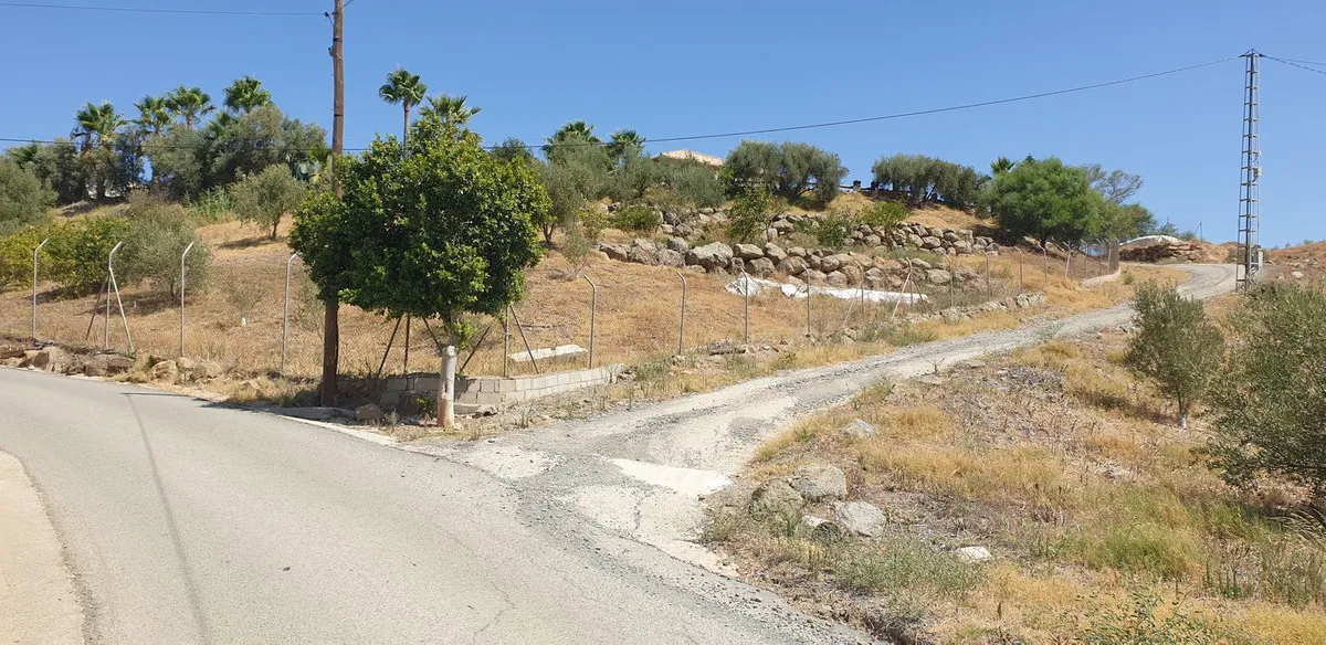 99977edb-2037-4a14-8d71-e99c9632743e