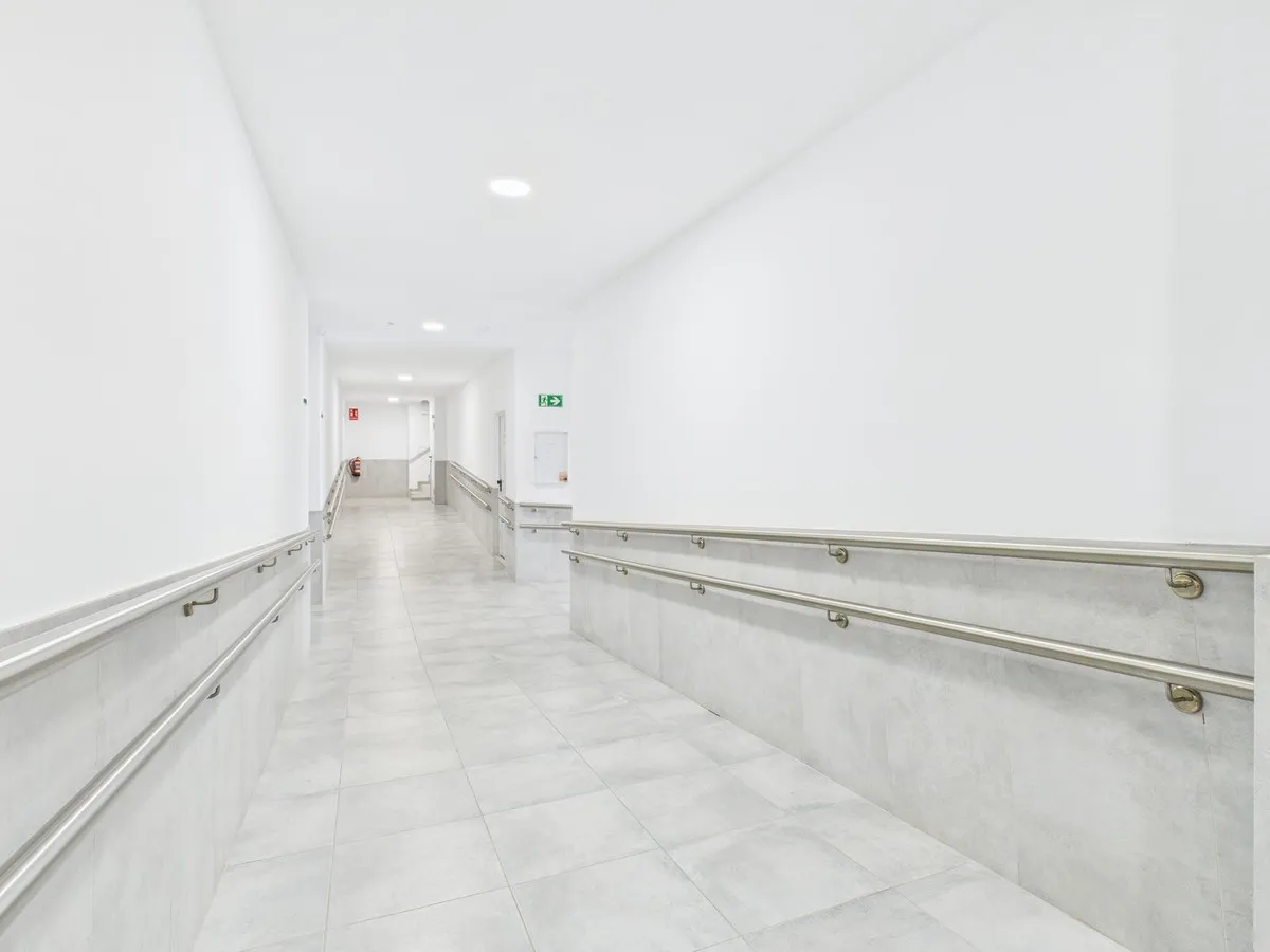 34740e6d-19f2-44ab-900e-7a96e64e1be7