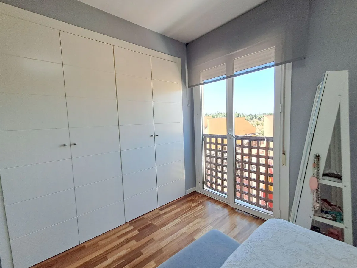 0975bd80-b0ed-4341-a90c-0fc2b8cbfde0