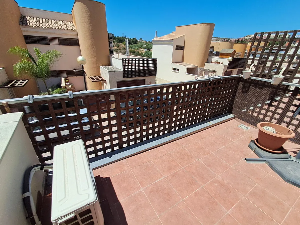 66d239ef-a4e1-412b-a77b-989a6a005fba