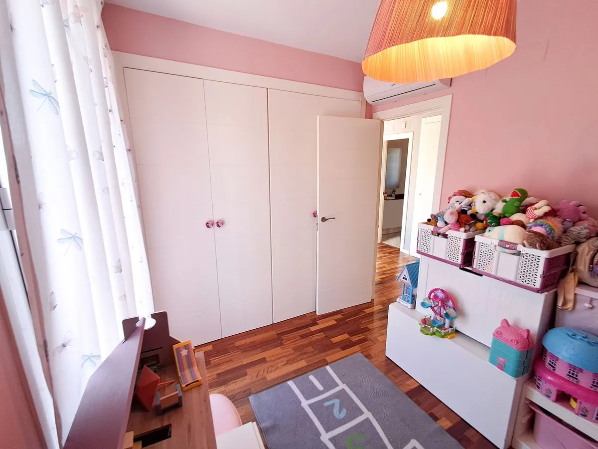 699fdd41-decf-42da-a0b7-55b5203482bd