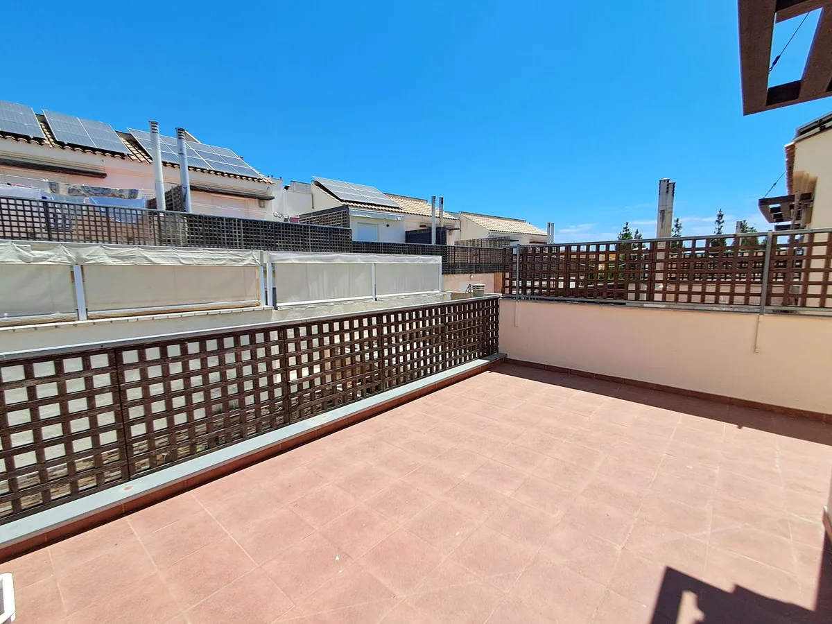 6fceefcd-ce01-4d95-b32d-324bc8c70b54