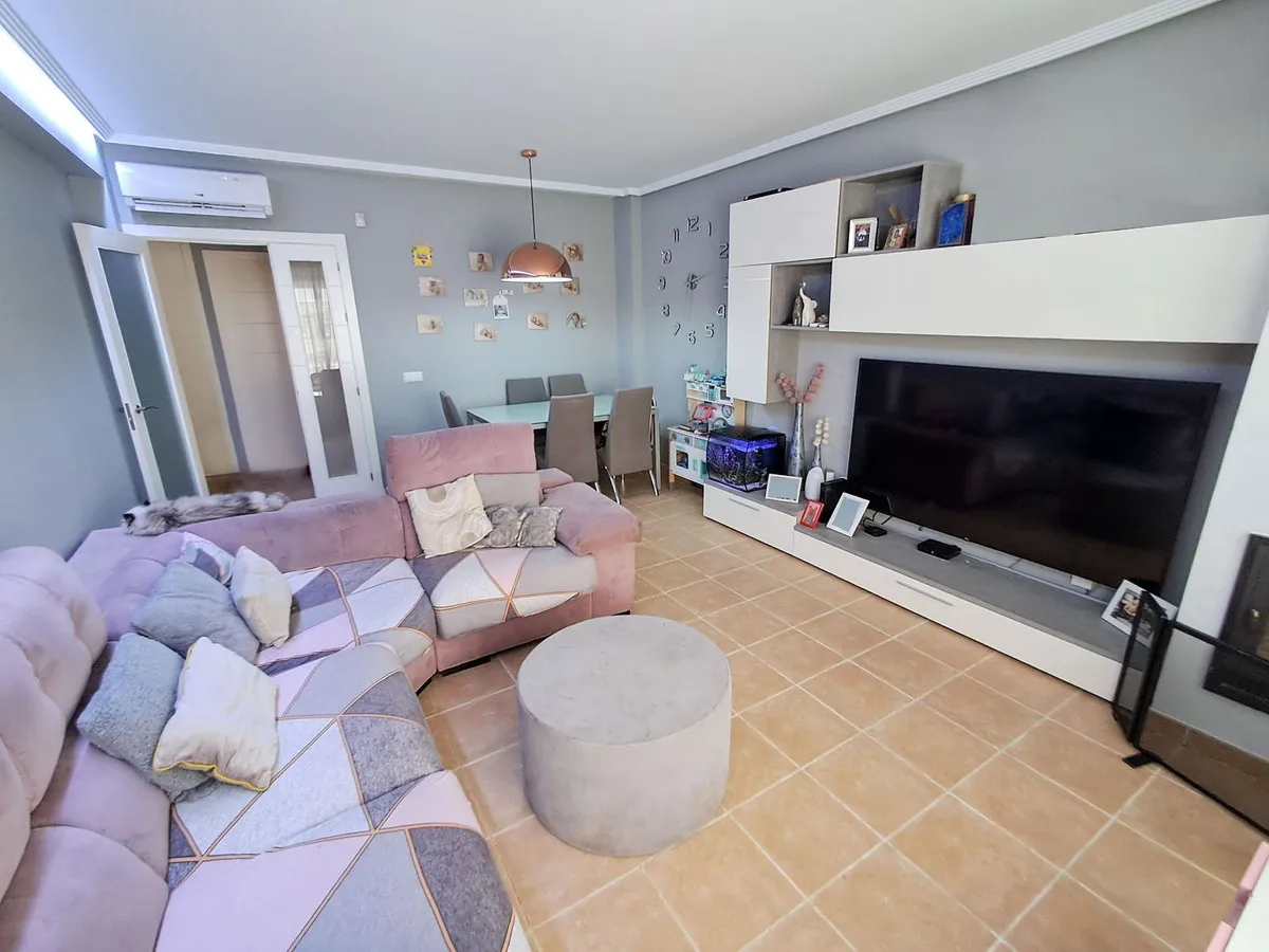 e5d3e52b-d166-460c-8e37-df8955980dfa