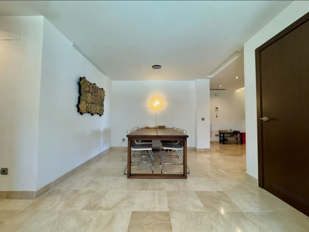 220c310e-65ff-4fdb-8b85-2710f1679058