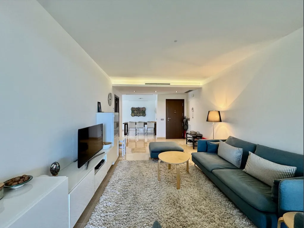 6aa50c95-68d2-4c4d-9ef1-241029c4fbfc