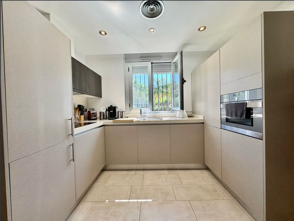 759794dd-7721-4617-abd7-920b2d3493c5