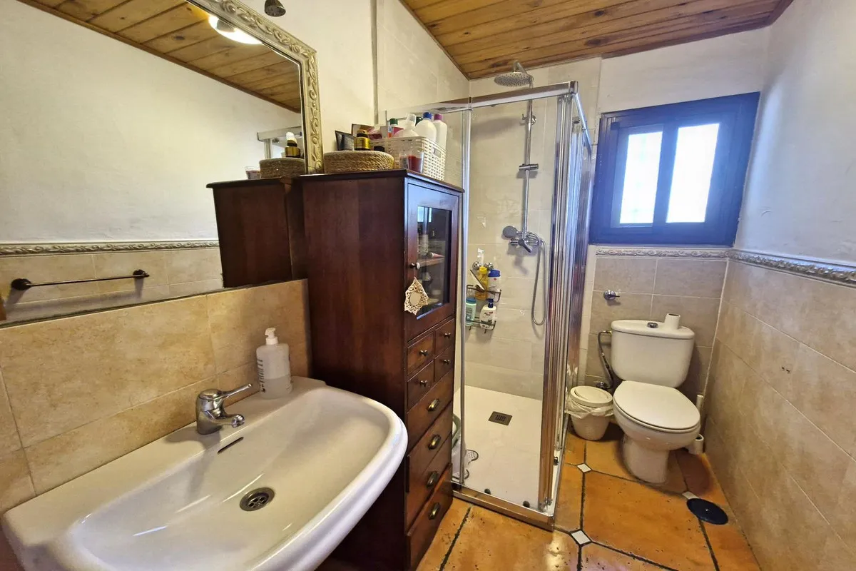 b3d5deec-d38e-4f63-aead-0602f23f2280