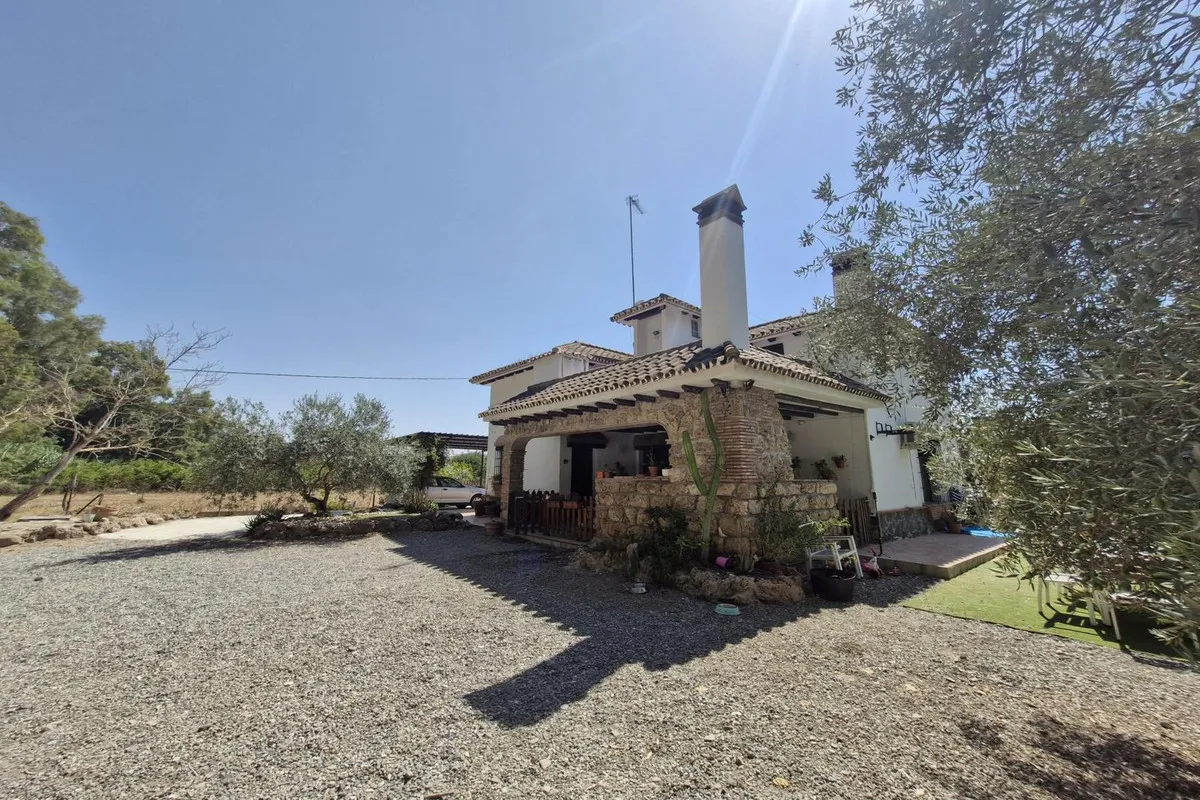 f63e3340-5f61-4d5a-8128-00bff08d7e4f