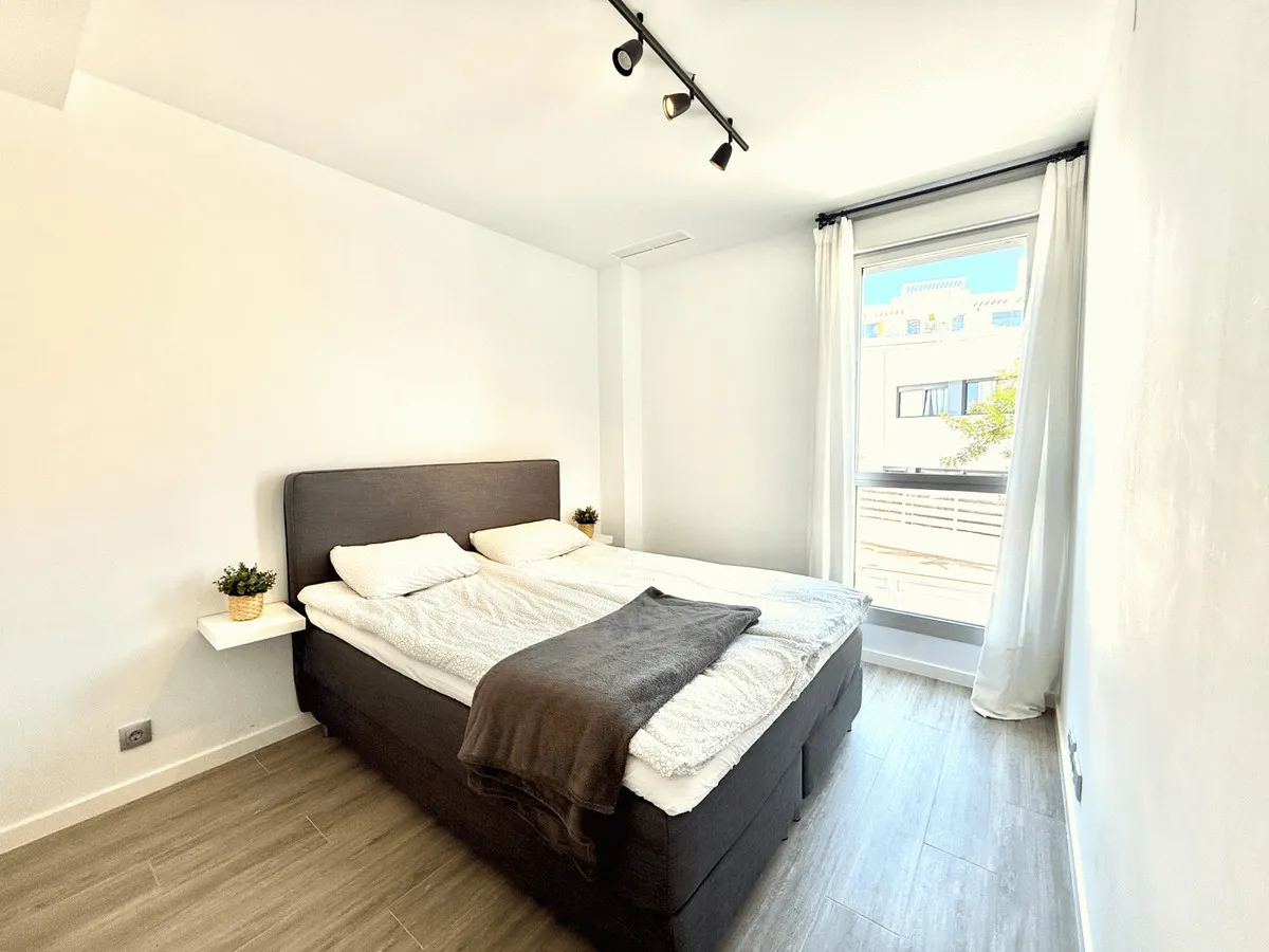 1fd32666-5a96-4bc5-9f28-ace5e8ea2361