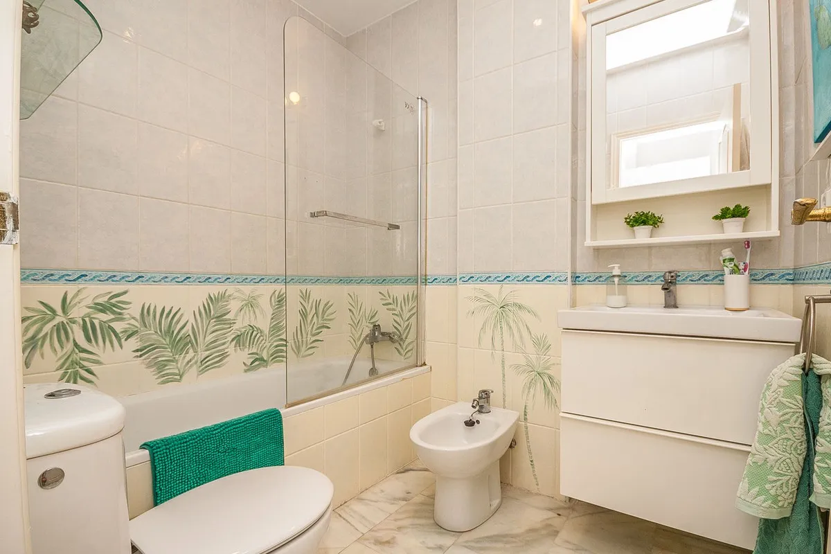 2e54a287-1f61-49c3-a98c-28dc0513976c