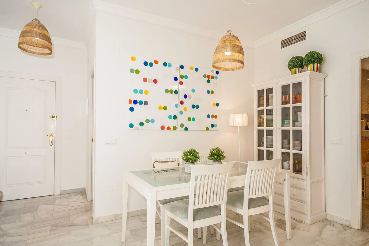 80b8c8a9-eb48-4f09-bec6-14c6e6c52ae8