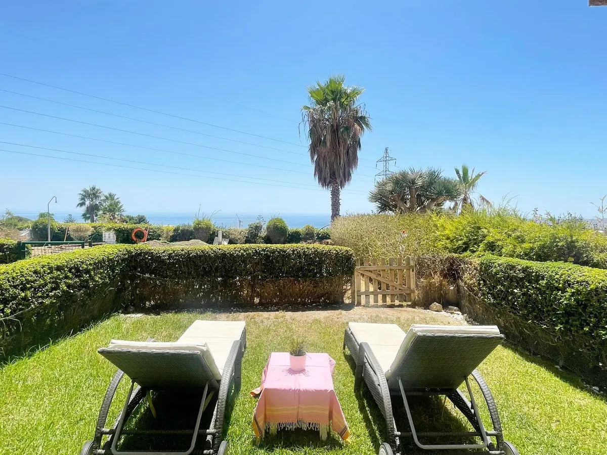 dcee2e42-08a8-4861-94c6-b5c6cdab3a9e