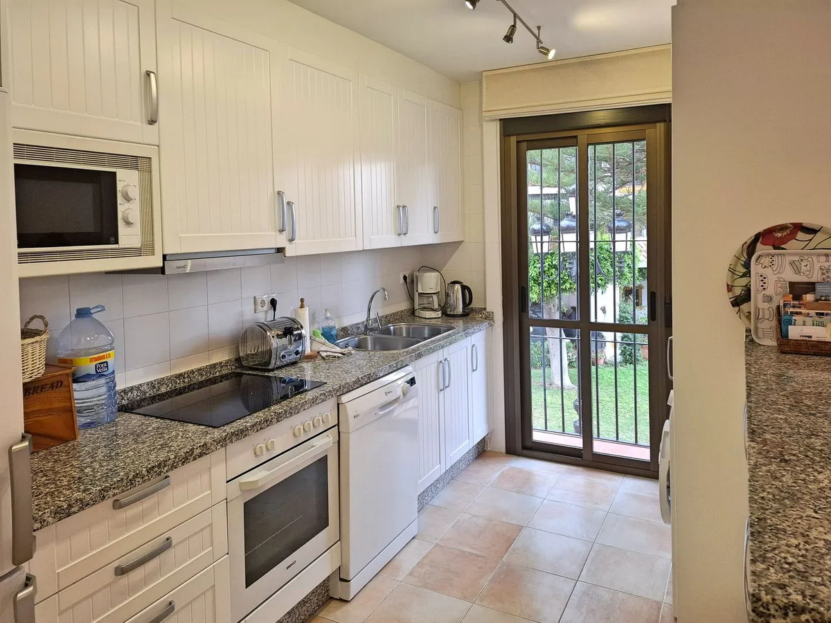 f6103c66-9108-4bc9-ad45-2b924633f758