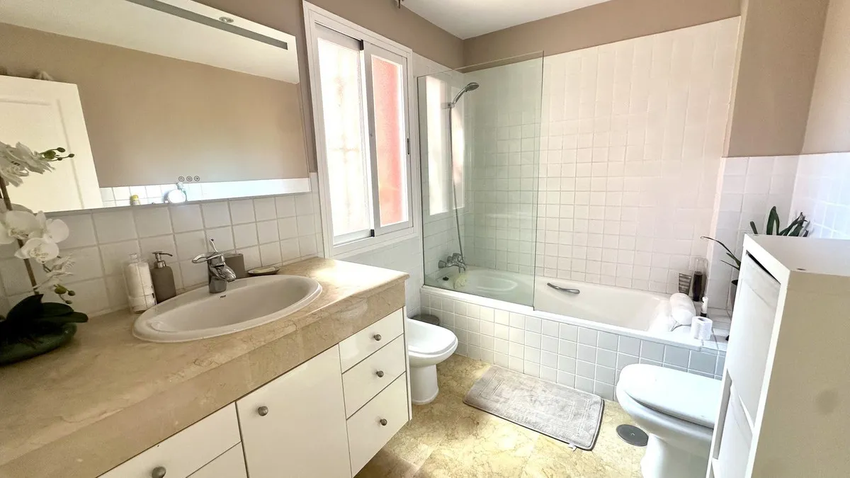 5fbcdfe7-0ad8-43f8-abe3-4fdafaa7e854