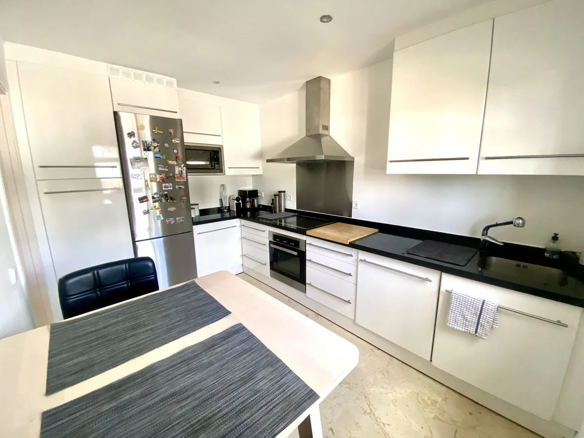 f6e4c6c3-fe89-41e1-b294-b0ebdc8ca72d