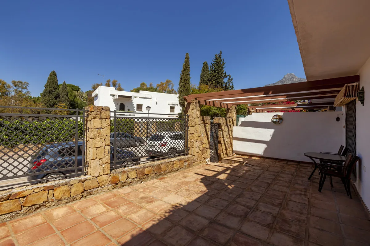 14fc3027-be2f-478d-8037-96962eae1283