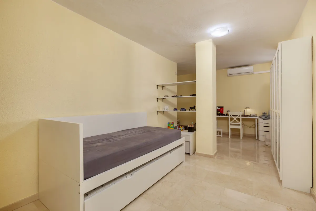 71e022c2-2204-4a5c-9508-35e4dca7a325