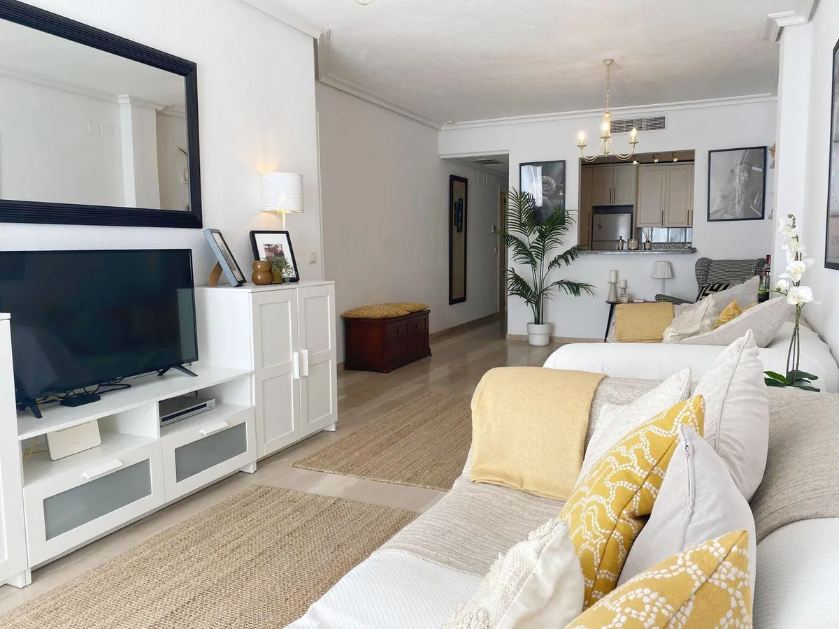 0c8cd020-41ba-4be0-bb1c-4a79aec7a4e5