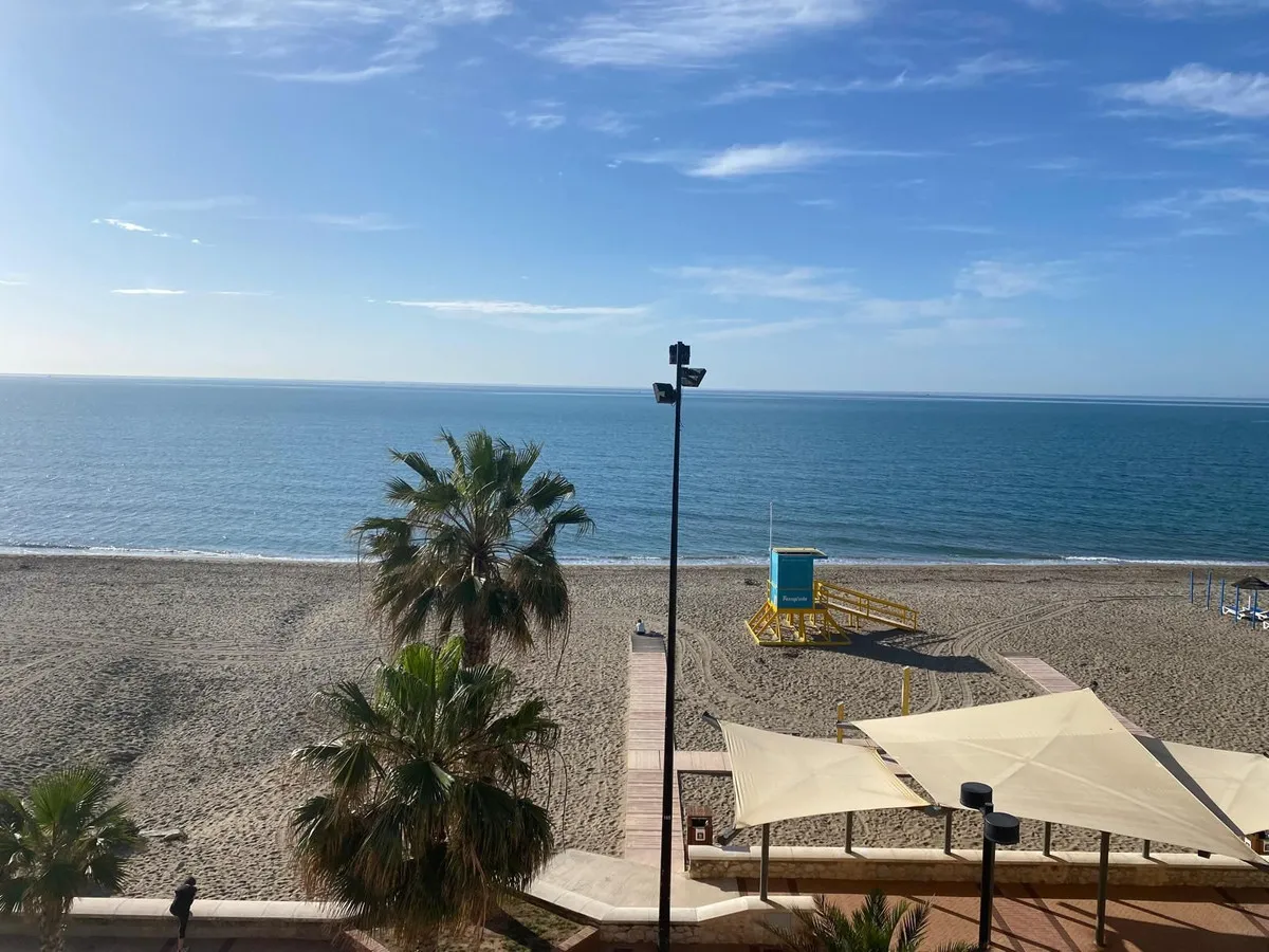 827c0240-b935-46a4-b380-11ae176fc7b1