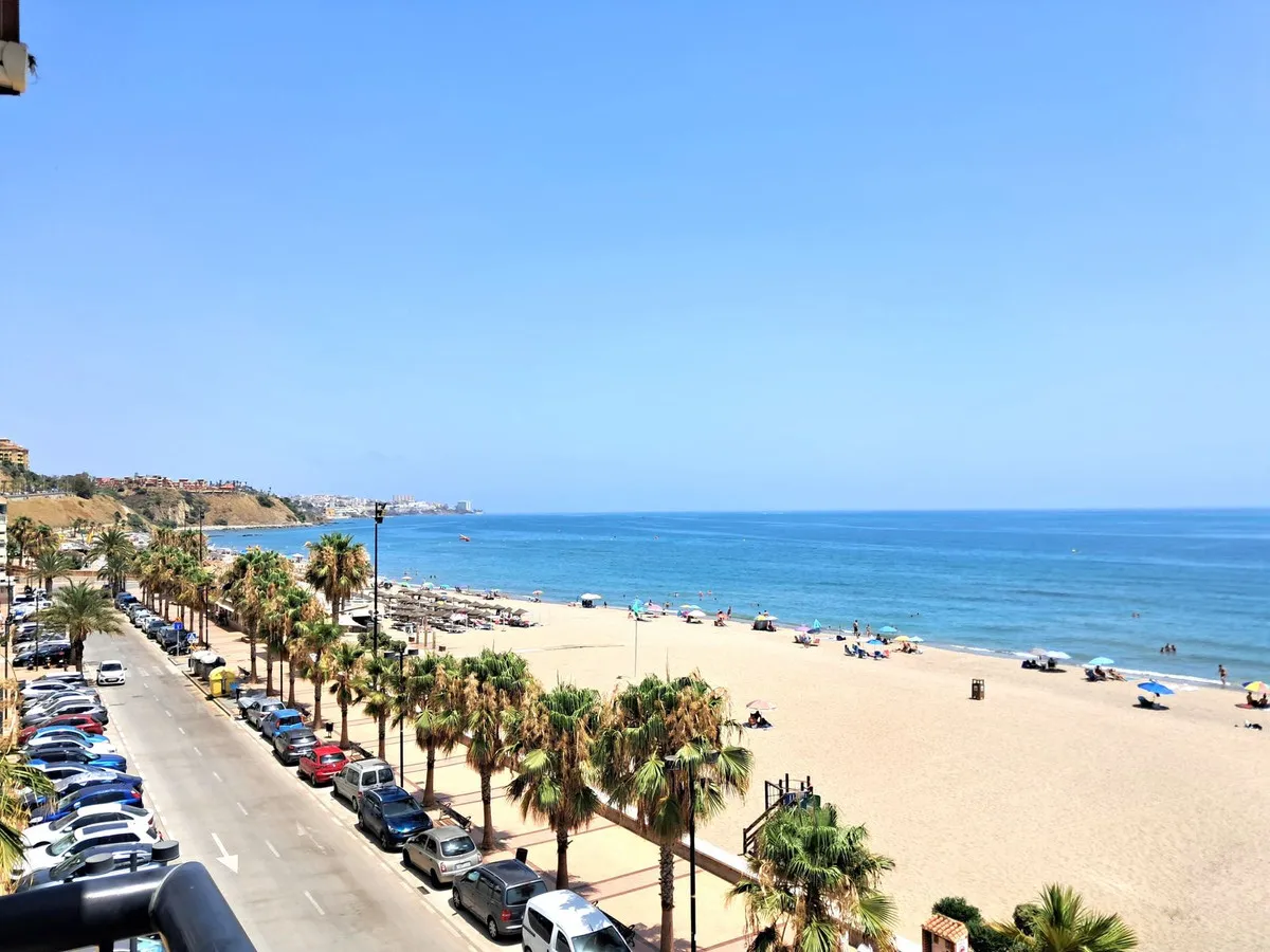 ff8cec9d-832f-41ea-b226-5b046735e5e5