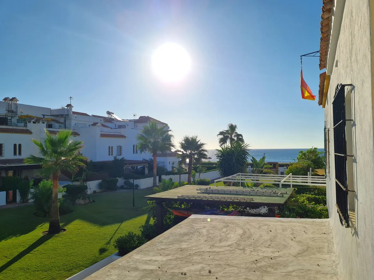 06cf1ba7-c97c-4cae-9e2c-19a8ca524527