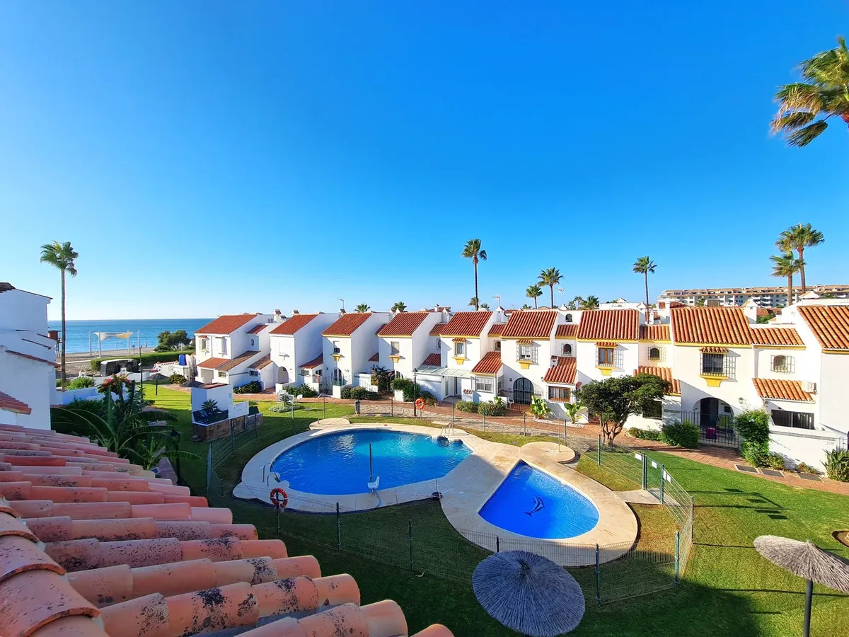 2702fb5a-ef30-43e6-9104-d4e3ef4f7eb6