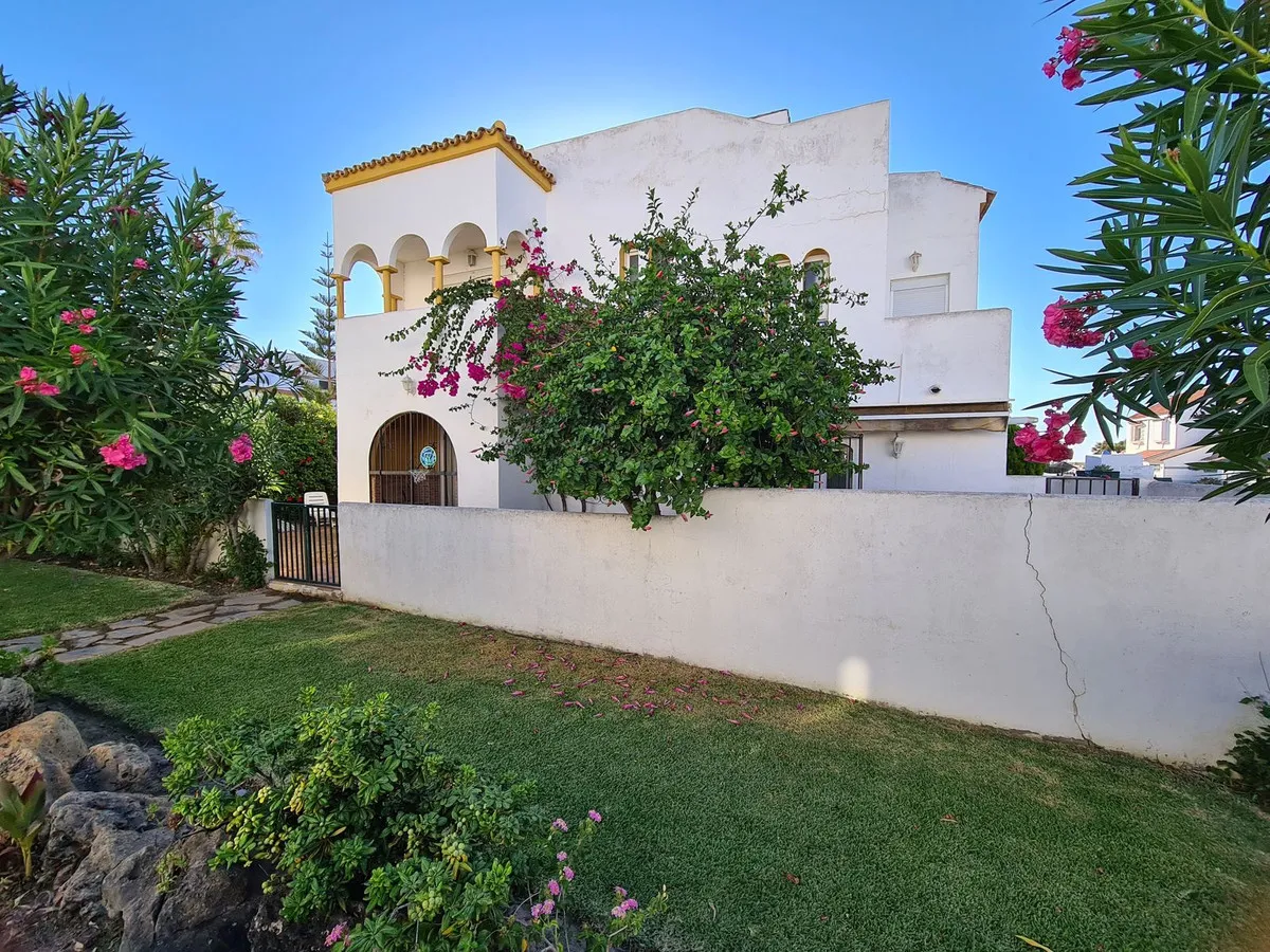 9cd568f8-ba02-4151-9752-48a0e2a7bdec