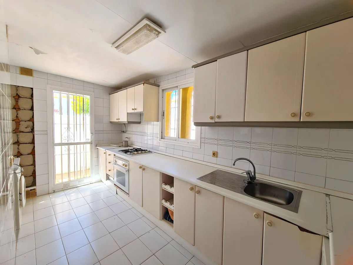 c0c8238f-1407-4116-931f-2e3c42344681