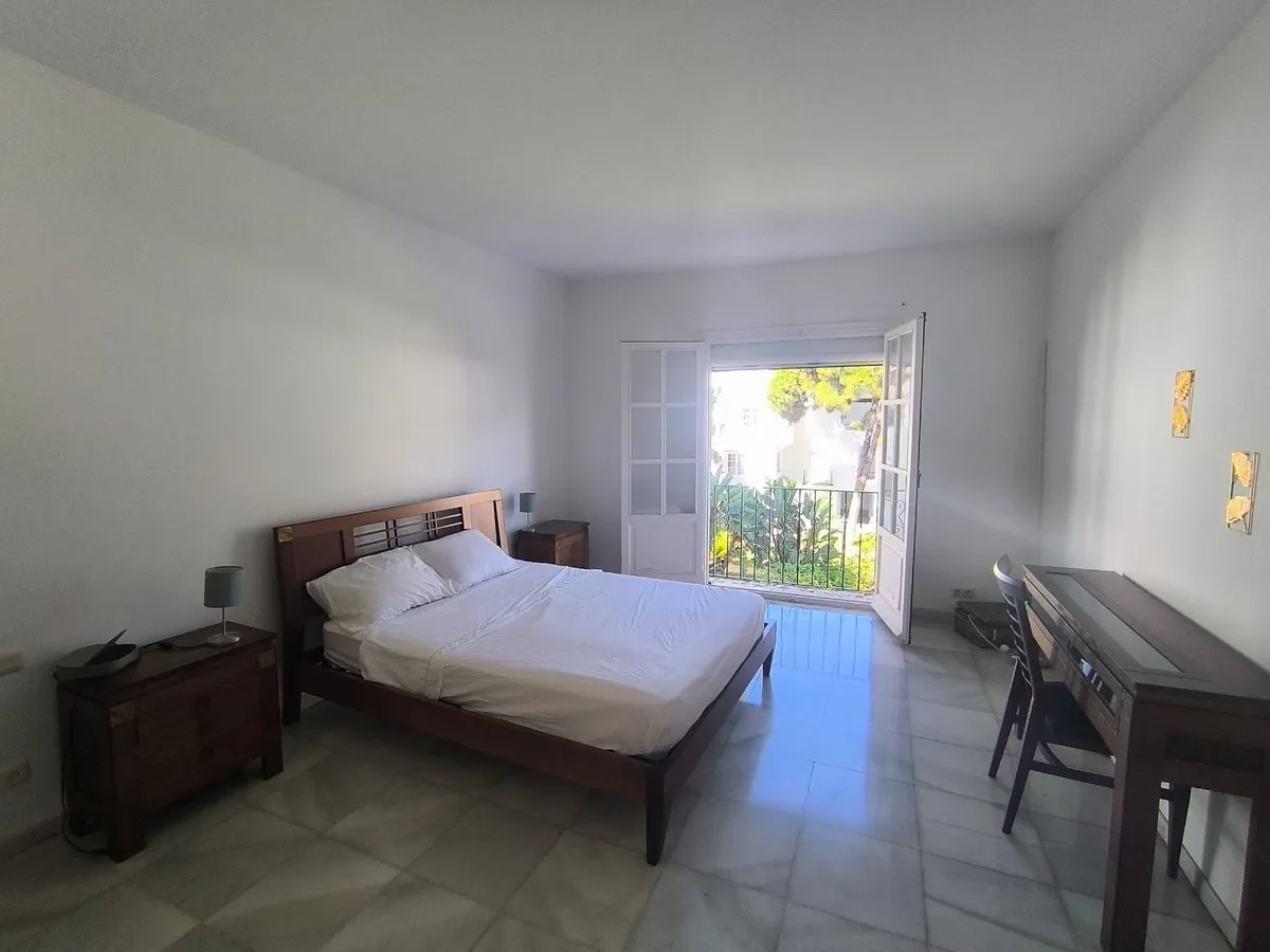 2b5b6b8f-cef0-4ee8-b4b9-13cc525d29c8