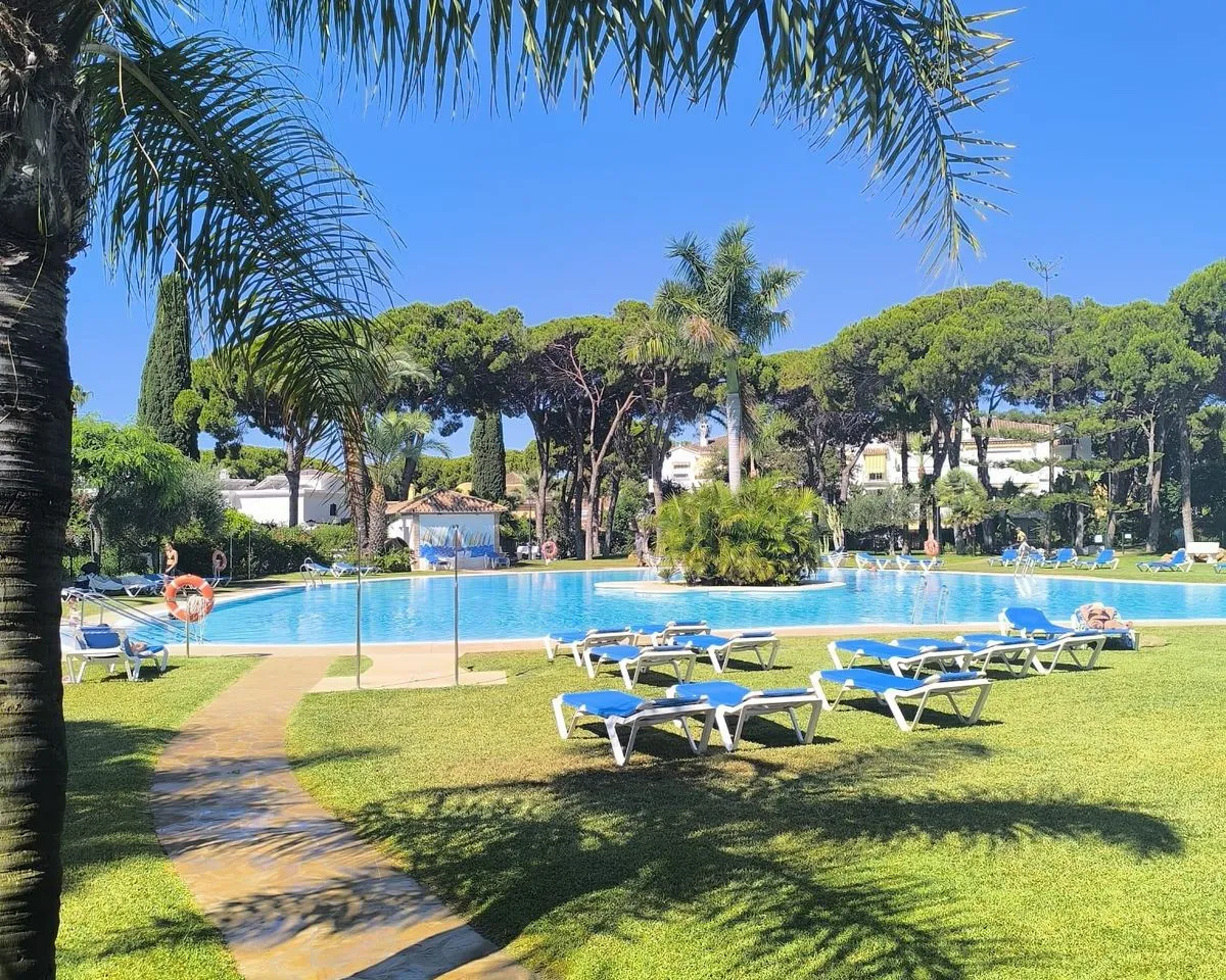 91ab239c-1253-4bd8-ba21-8baa257114cd