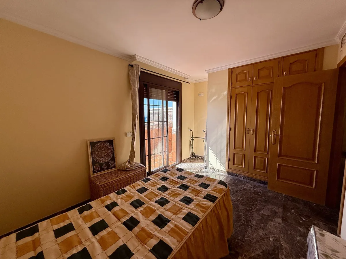 1abe5964-1d9c-47a8-a14e-81cba2b692f6