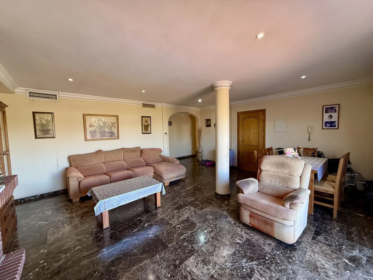 242a098a-f197-4734-bc53-4542ccb81c08