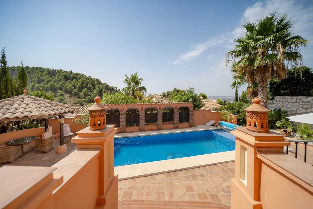 18bc73d5-964a-4596-91ab-95d9c7fcd382