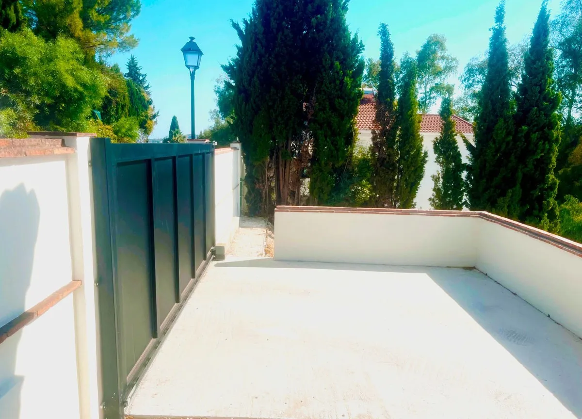 1985c2f9-4037-49e7-a49e-0b6c92526f42