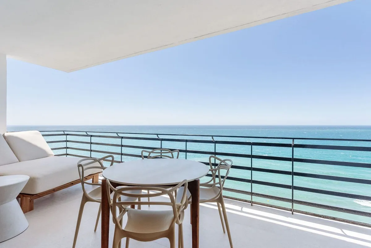 49e7997b-9b47-484c-b41e-9126e38e5c4b